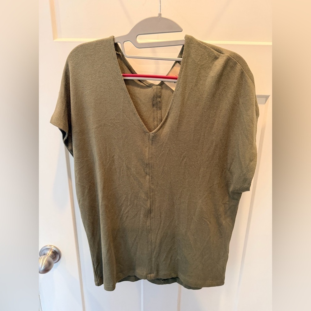 Elie Tahari Olive V Neck Knit Top Small Petite Dolman Sleeve